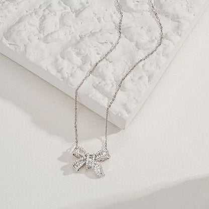 Ribbon Zirconia Necklace